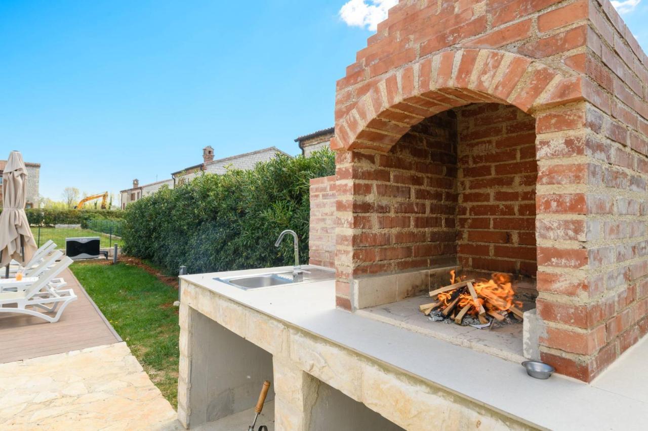 Paradis Villa Stone Queen With Heated Pool Butkovići Kültér fotó