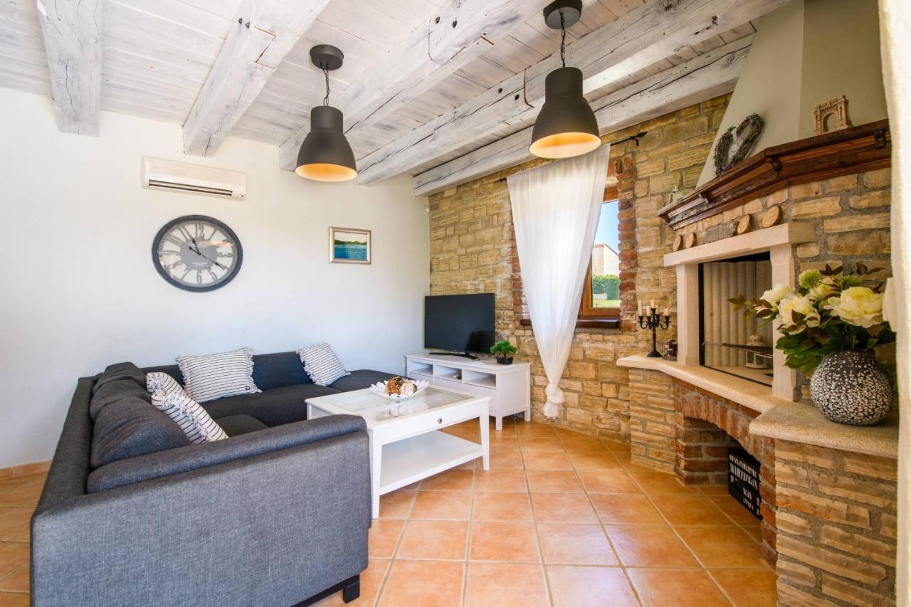 Paradis Villa Stone Queen With Heated Pool Butkovići Kültér fotó