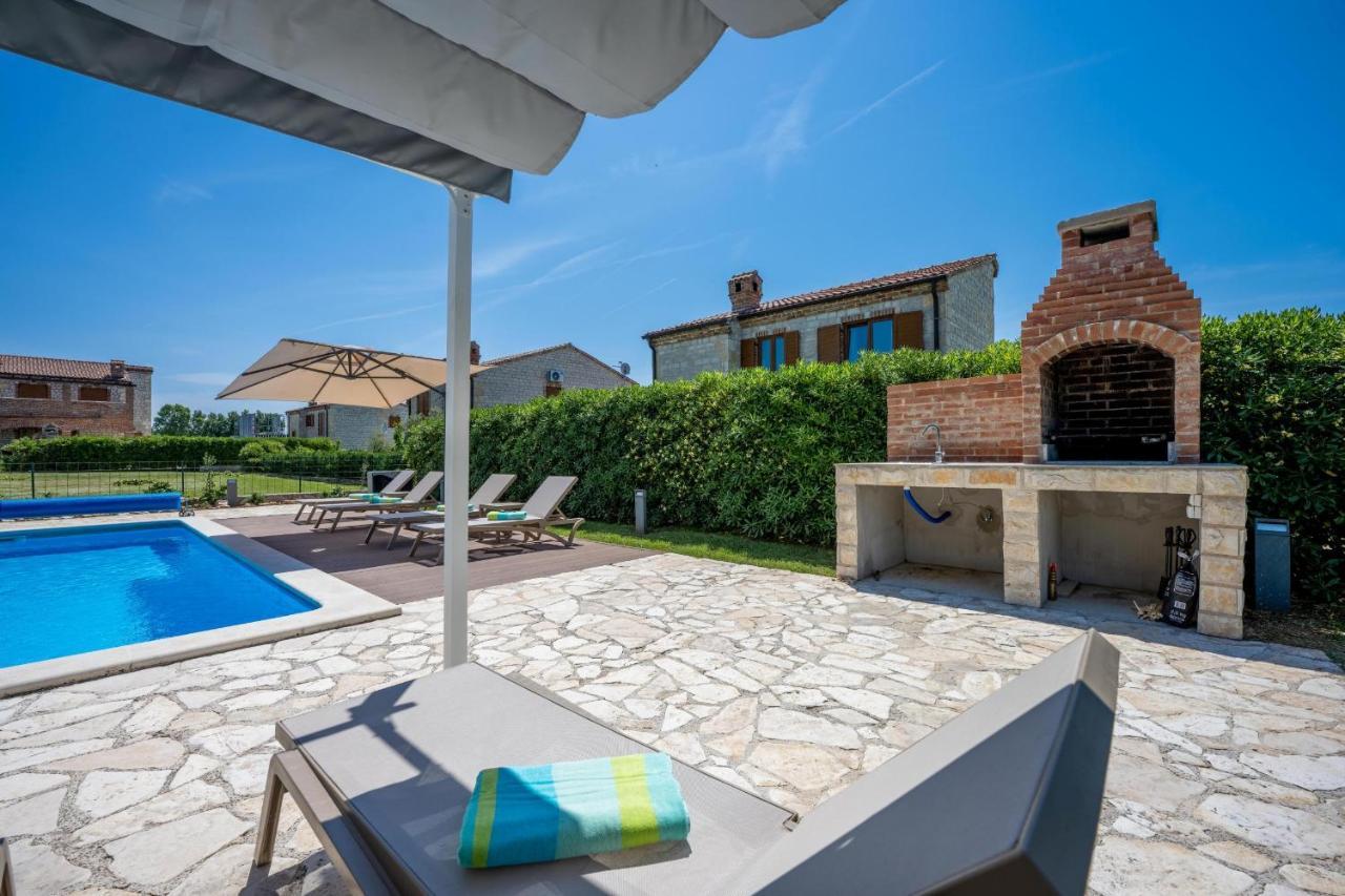 Paradis Villa Stone Queen With Heated Pool Butkovići Kültér fotó
