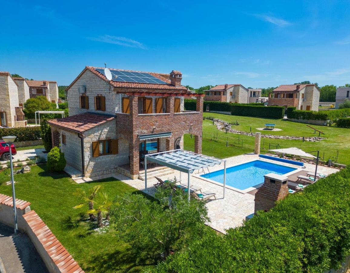 Paradis Villa Stone Queen With Heated Pool Butkovići Kültér fotó